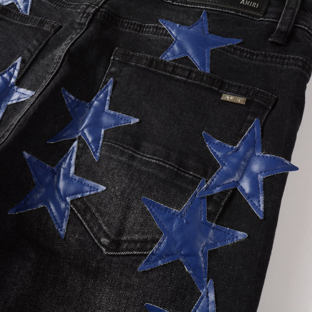 Amiri Marineblaue Sternen-Patch Jeans: Designer Denim mit Stretch Slim Fit