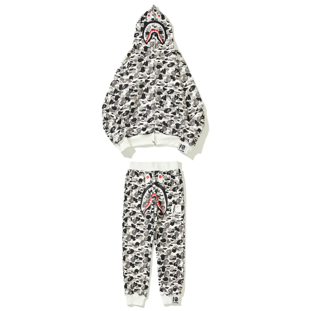 BAPE Shark Camo Trainingsanzug Set – Stylischer Streetwear Hoodie & Jogger