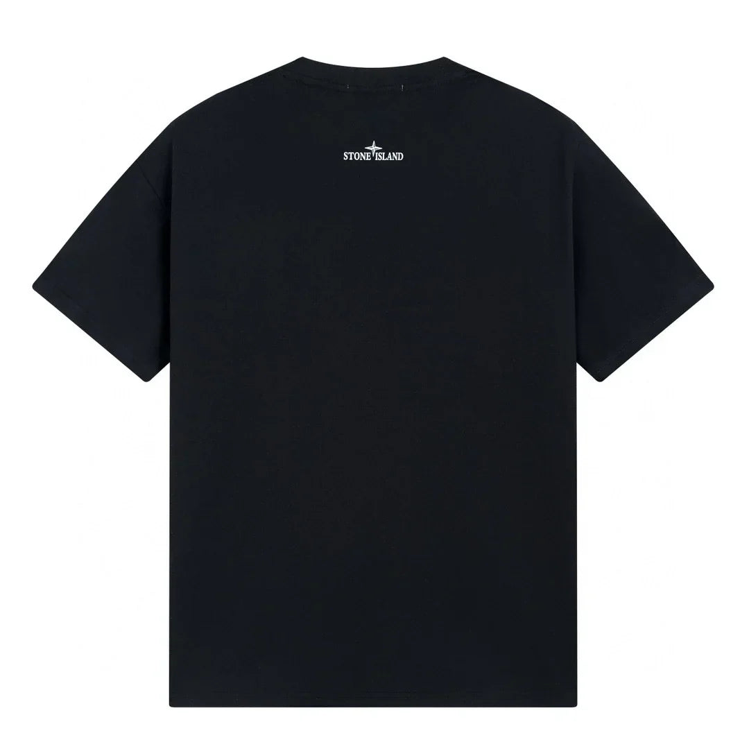 Stone Island Monochromes T-Shirt: Premium Baumwolle, Klassischer Stil, Exklusives Patch-Design