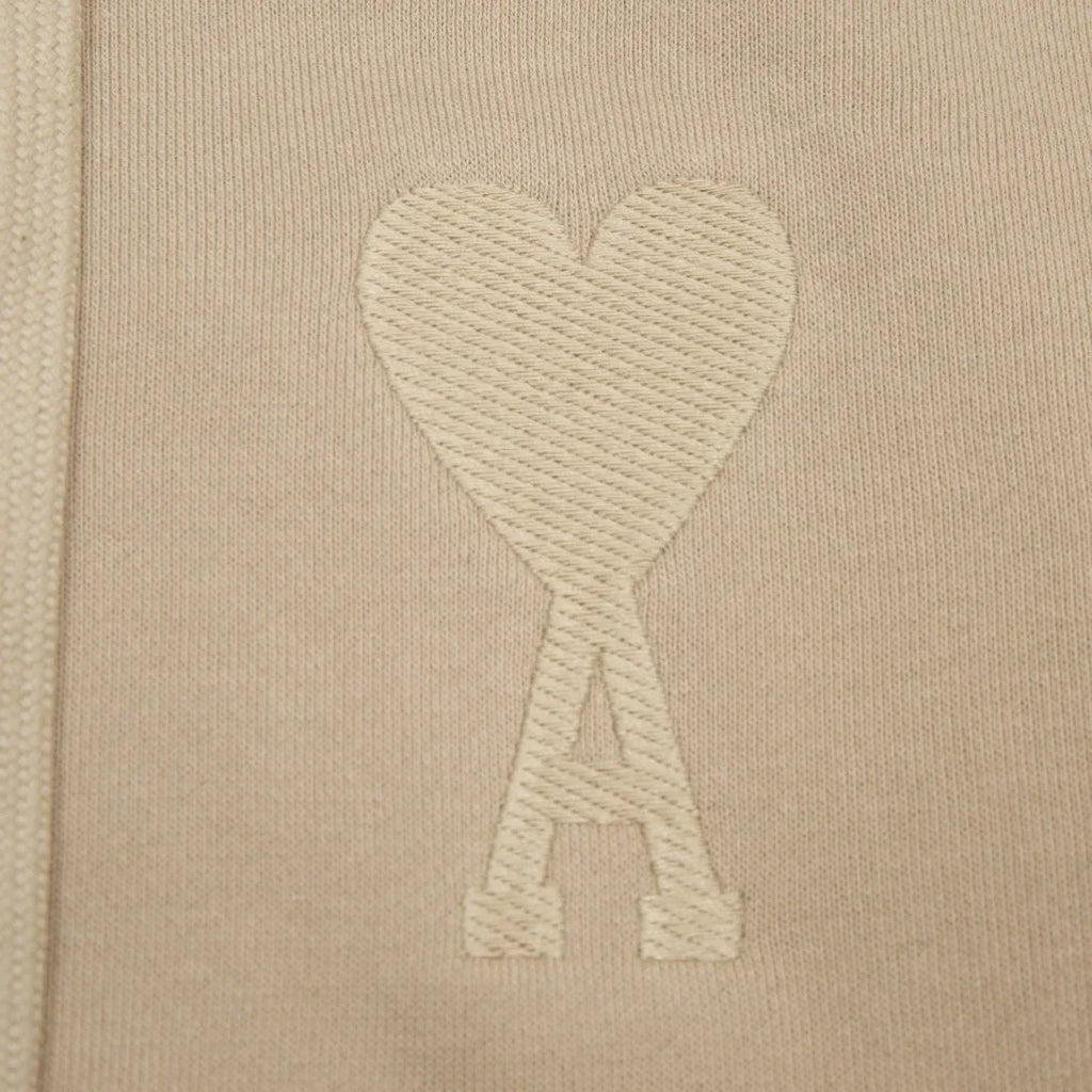 Luxuriöser AMI Paris Marken Hoodie: Premium Qualität, Zeitloses Design & Hoher Komfort