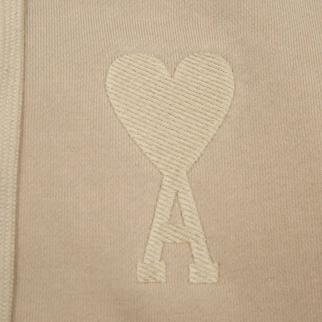 Luxuriöser AMI Paris Marken Hoodie: Premium Qualität, Zeitloses Design & Hoher Komfort