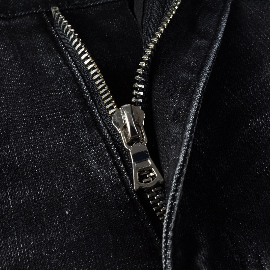 Amiri Schwarze Diamant-Jeans für Herren – Luxuriöse Designer-Denim mit Distressed-Effekt