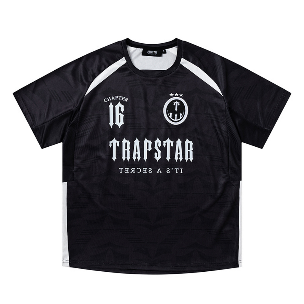 Trapstar Irongate Gradient Triple Black T-Shirt: Exklusives Streetwear Baumwollshirt für Herren