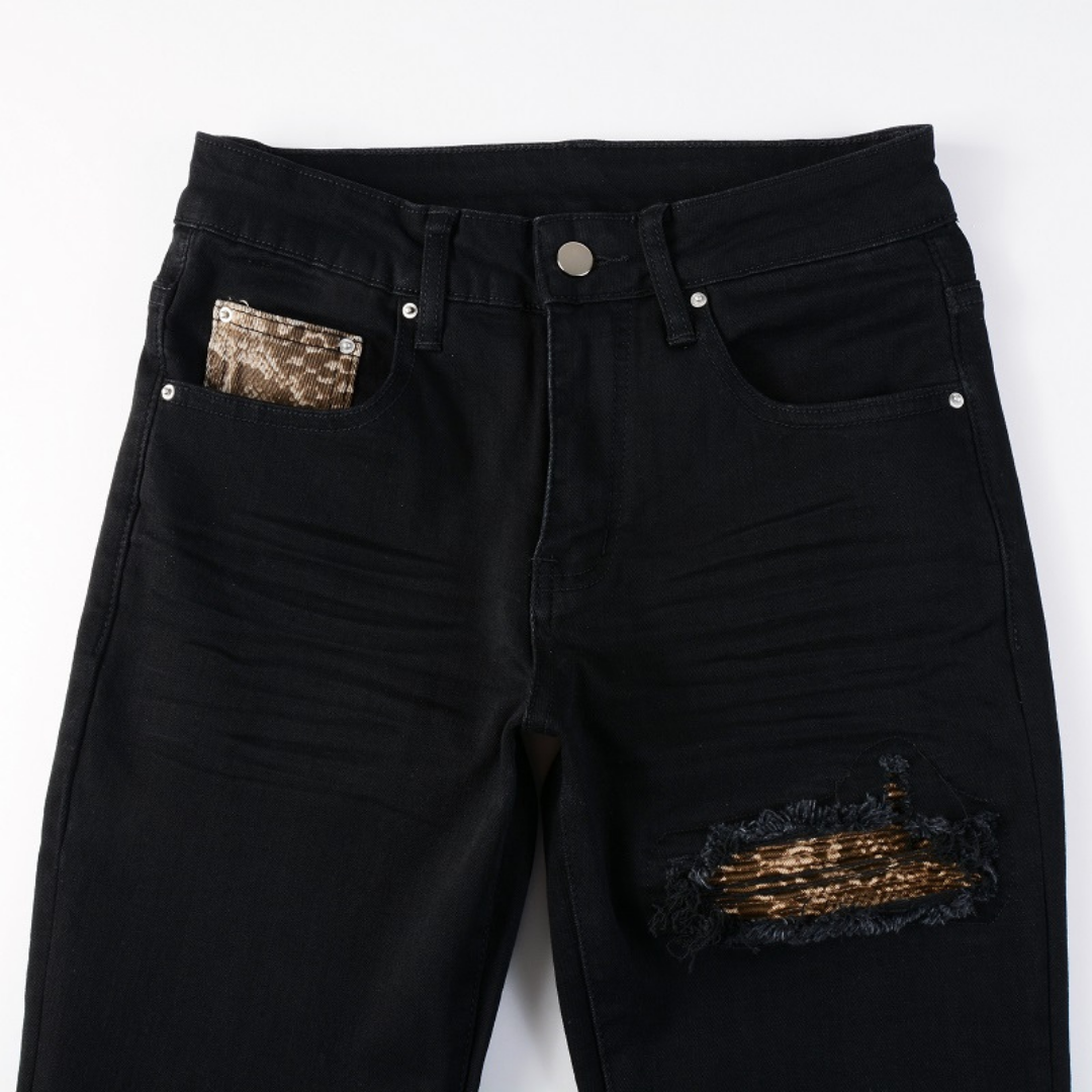 Amiri Luxus Schwarze Camouflage Jeans für Männer – Stylisch, Robust & Exklusiv