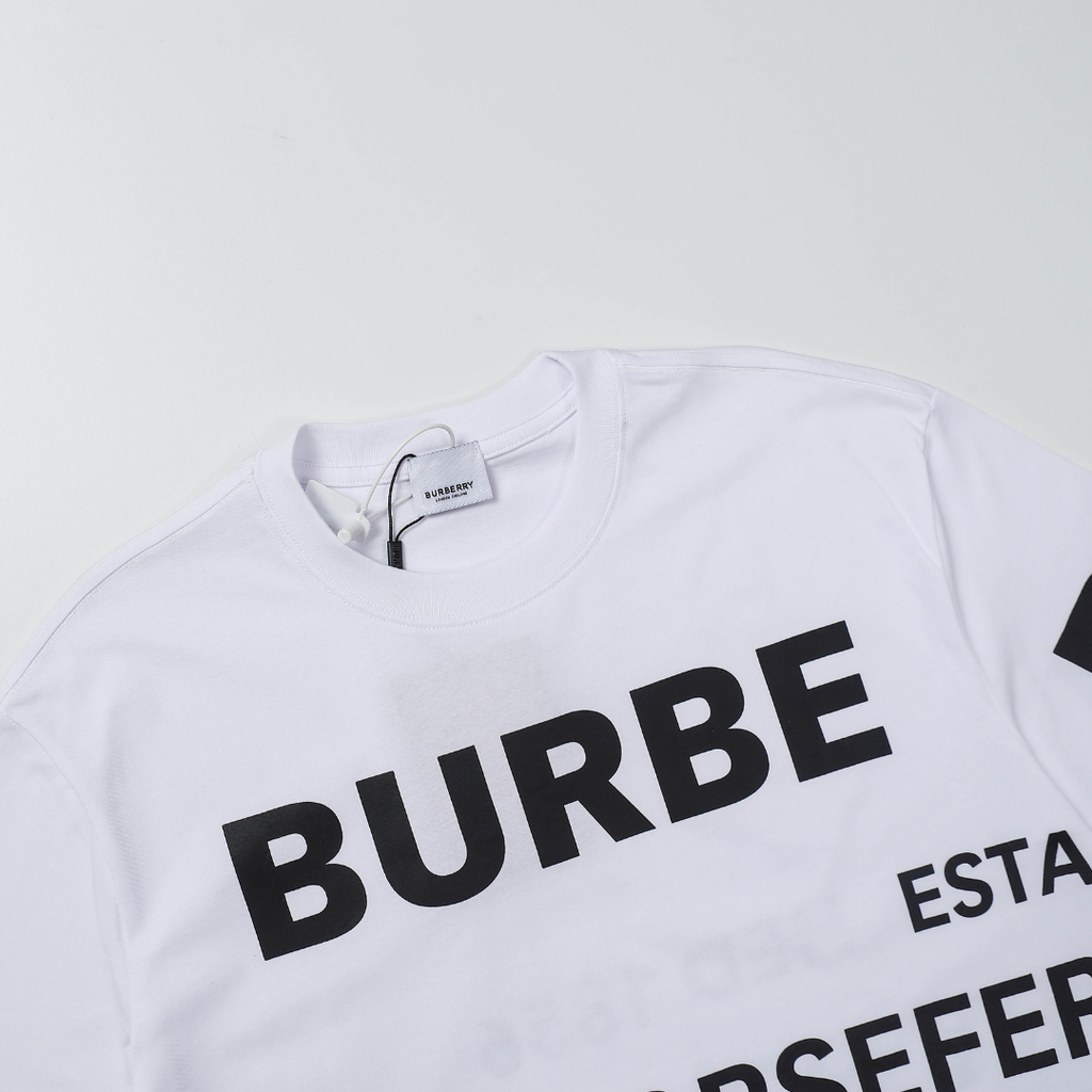 Exklusives Burberry Baumwoll-T-Shirt – Ikonisches Design für Stilvolle Herren und Damen