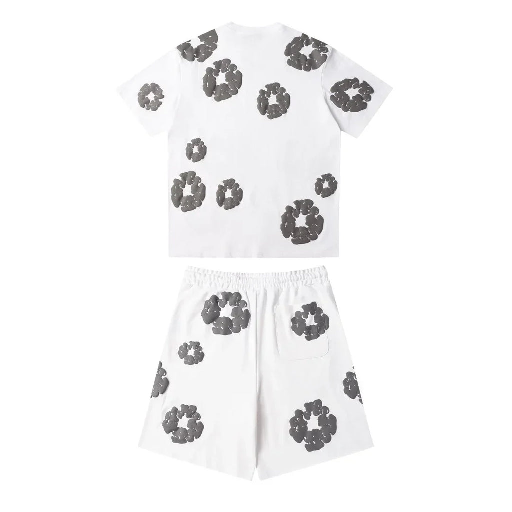 Denim Tears Stylisches Weiß-Graues Short-Set: Cooler Look für entspannte Tage