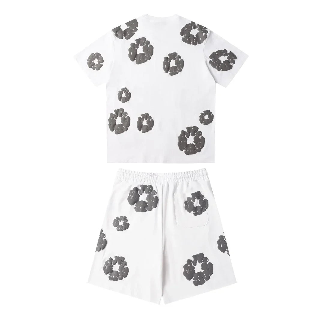 Denim Tears Stylisches Weiß-Graues Short-Set: Cooler Look für entspannte Tage