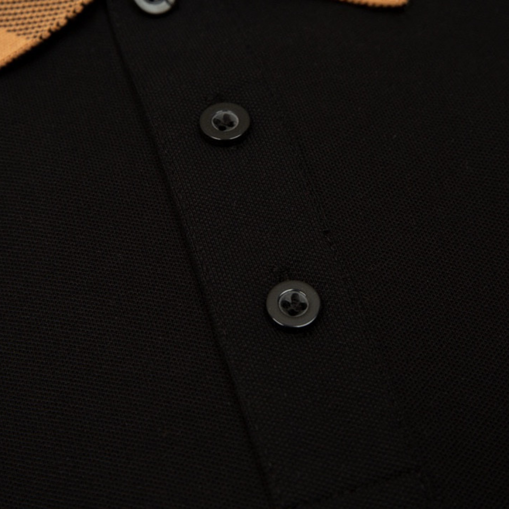 Luxuriöses Burberry Herren Poloshirt – Klassisches Design, Premium-Qualität & Zeitloser Stil