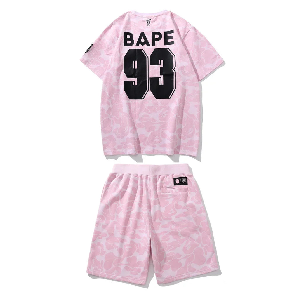 Stylisches BAPE Miami Streetwear Set: T-Shirt & Shorts für angesagte Looks