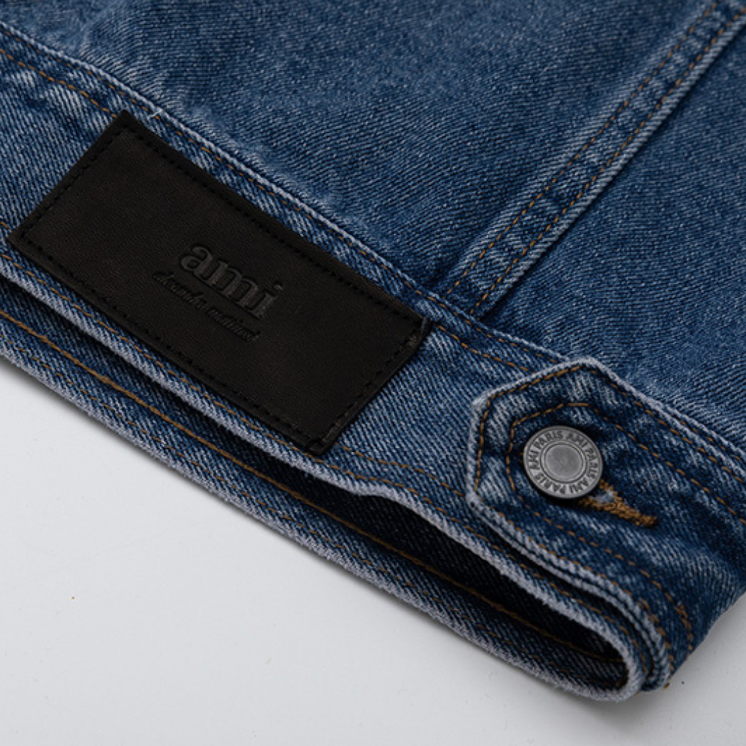 AMI Paris Premium Denim Jacke – Zeitloser Pariser Chic für Damen & Herren