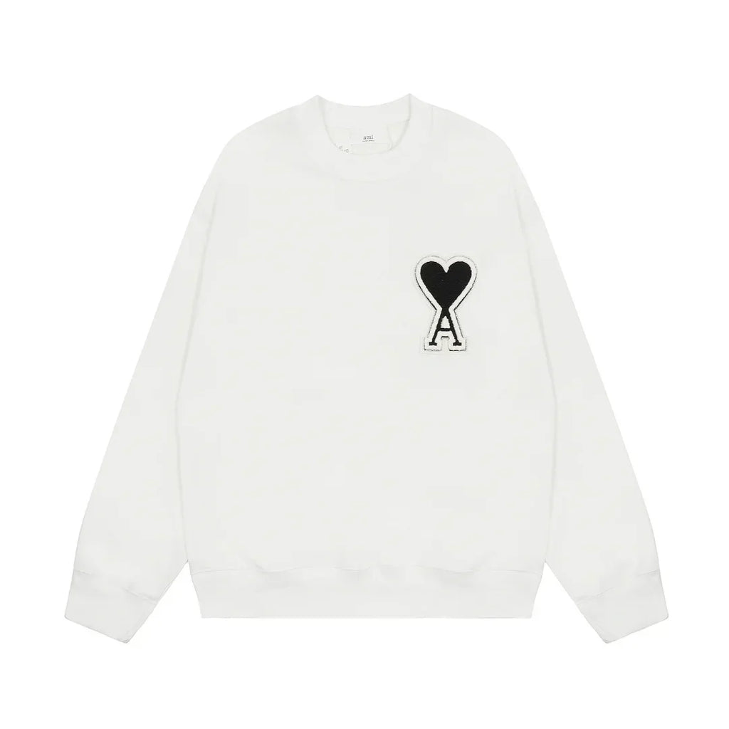AMI Paris Unisex Hoodie: Stilvoller Komfort mit Herz-Logo für deine Garderobe