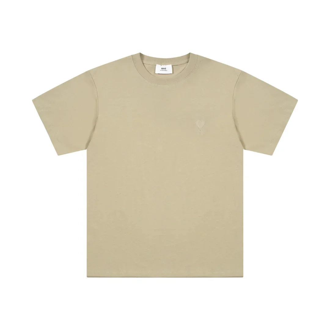 AMI Paris Unisex Baumwoll T-Shirt mit Herz-Logo – Luxuriöser Designer Komfort