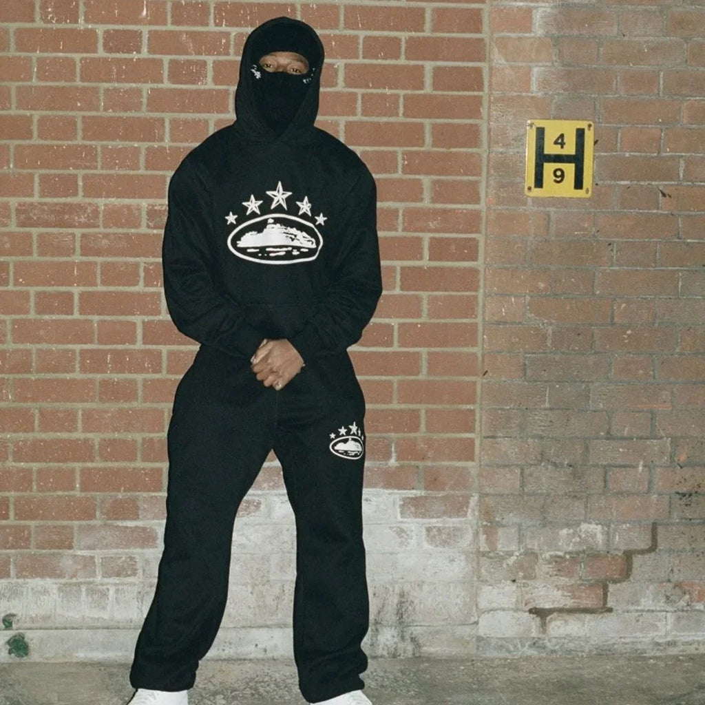 Corteiz 5 Stars Schwarzer Jogginganzug: Stilvoller Streetwear Freizeitanzug für Herren
