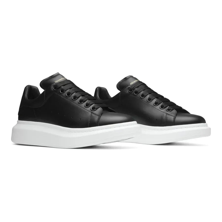 Alexander McQueen Schwarzer Designer Sneaker: Luxuriöser Stil, Ikonisches Statement