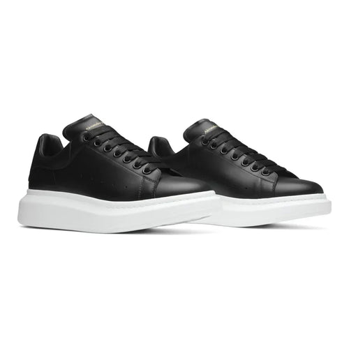 Alexander McQueen Schwarzer Designer Sneaker: Luxuriöser Stil, Ikonisches Statement