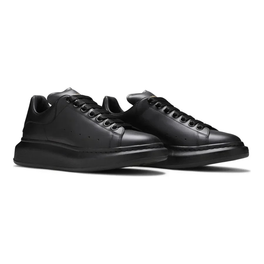 Alexander McQueen Schwarzer Leder Sneaker: Luxus, Komfort & Ikonischer Stil