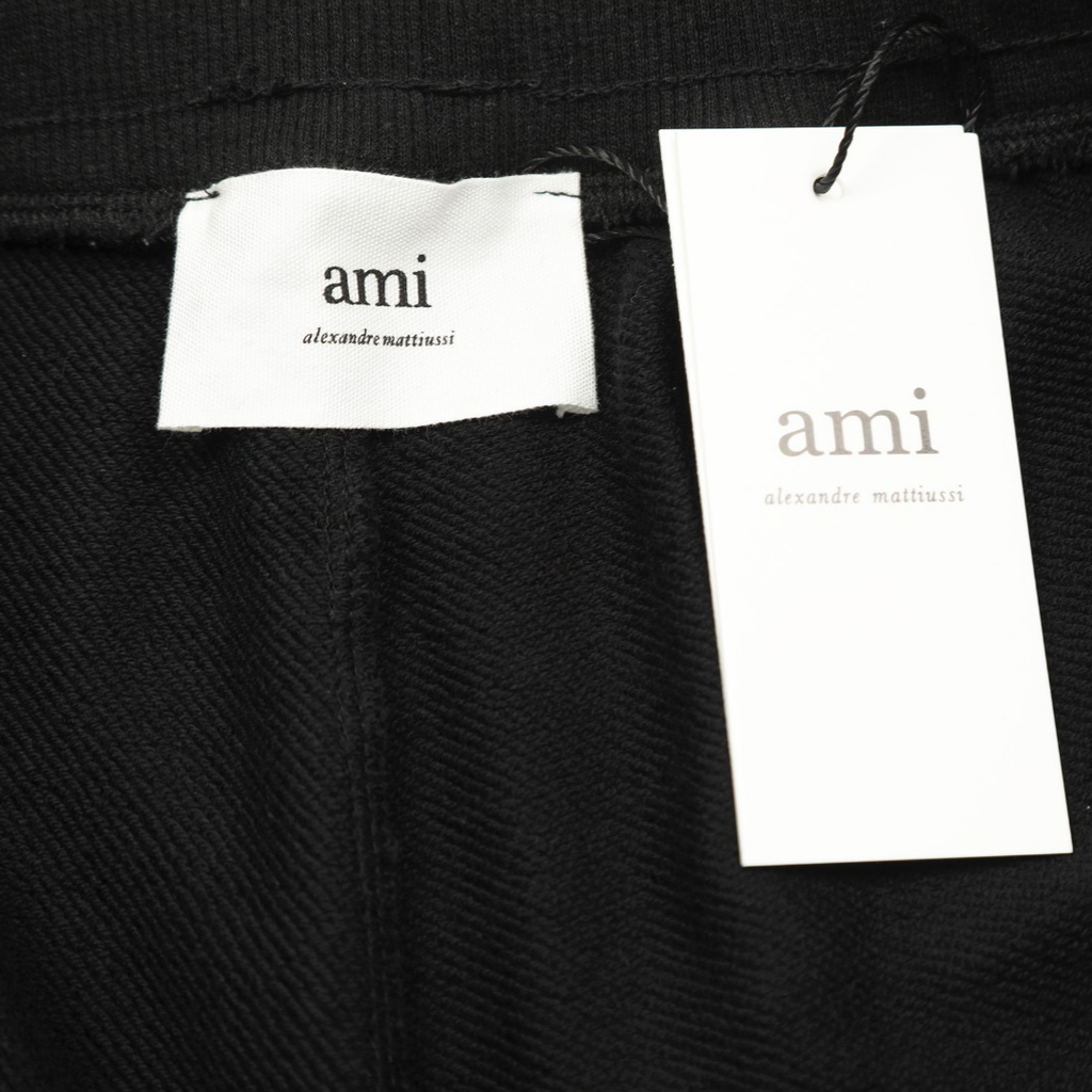 AMI Paris Herren Logo-Shorts – Premium Baumwolle für Stilvollen Komfort
