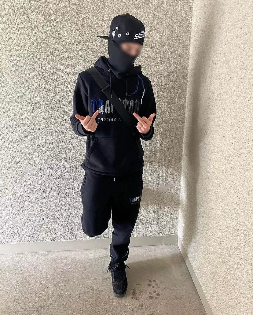 Trapstar Secret Decoded 2.0 Schwarzer Trainingsanzug – Stilvoll, Bequem, Urban