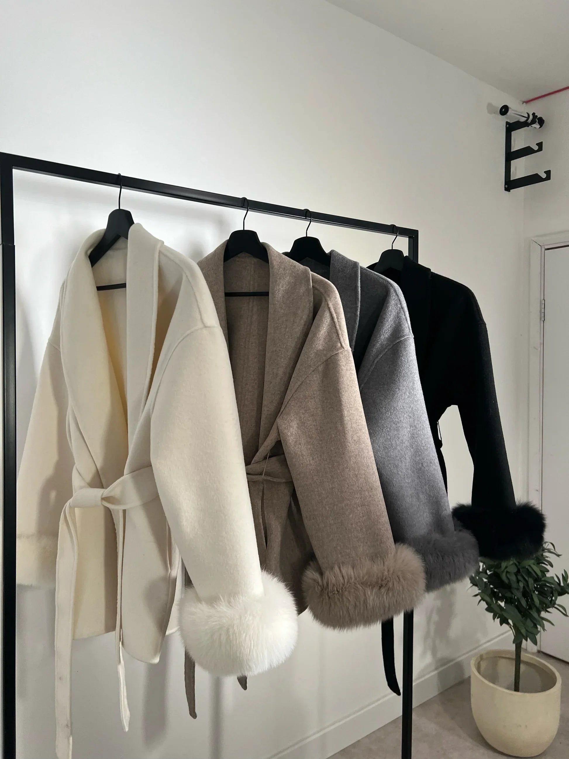 SORA – PREMIUM MANTEL
