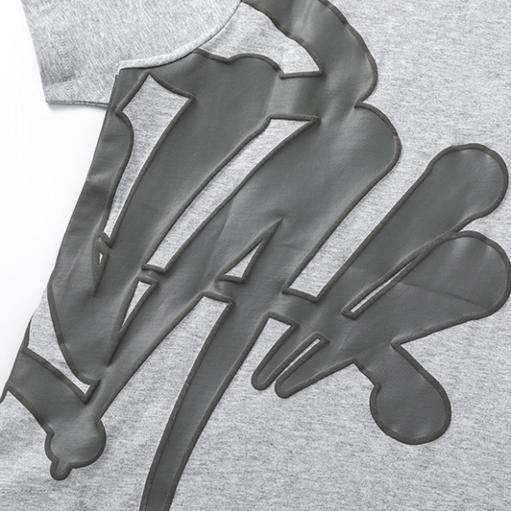 Syna World Grauer Logo Trainingsanzug Set: Ultimativer Streetwear Komfort & Stil