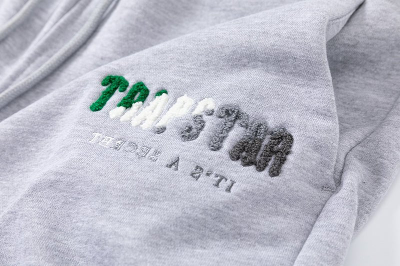 Trapstar Decoded Chenille Shorts Set Grau Grün Herren Streetwear Outfit