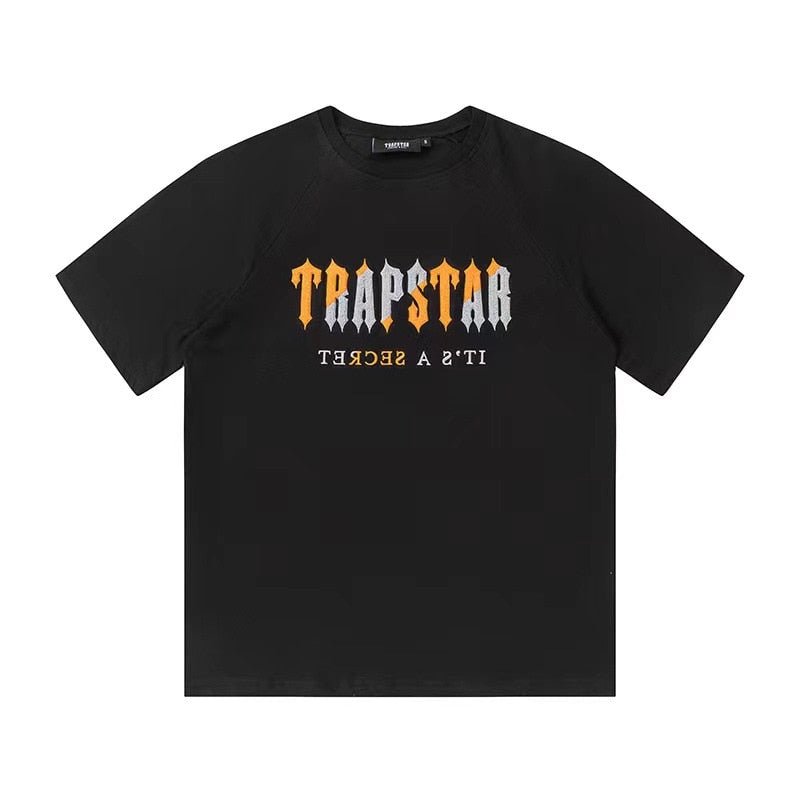 Trapstar Decoded Chenille Shorts Set Schwarz-Orange | Trendiger Sommer-Freizeitanzug