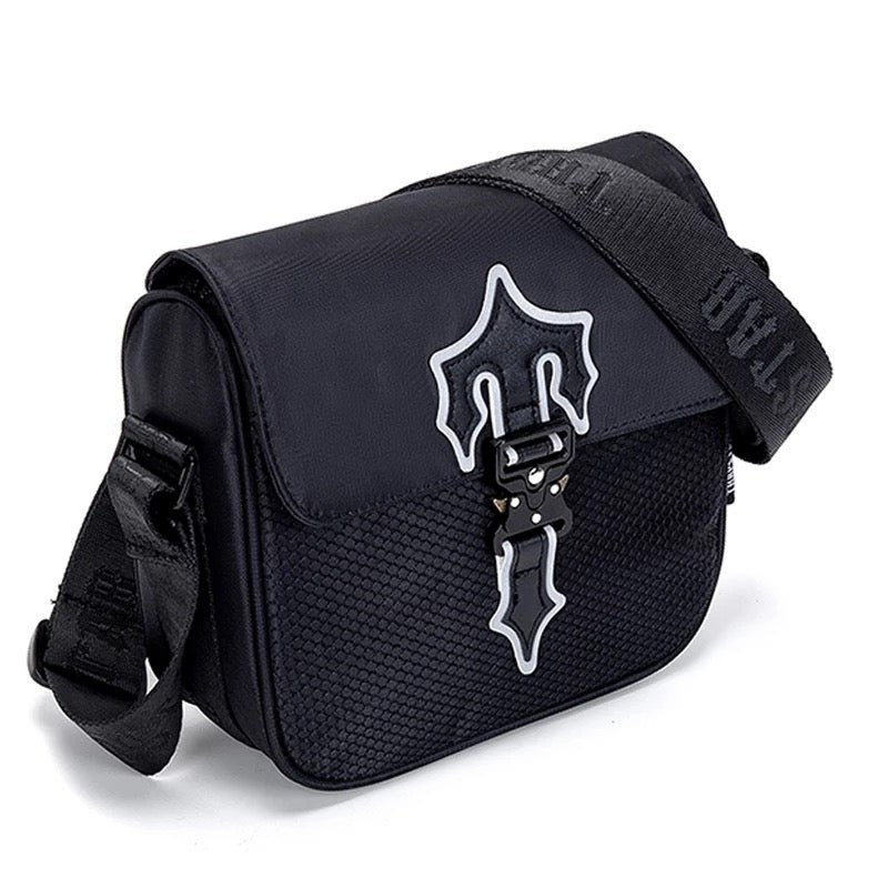 Trapstar Reflektierende Irongate Umhängetasche Schwarz – Stilvolle Streetwear Bag
