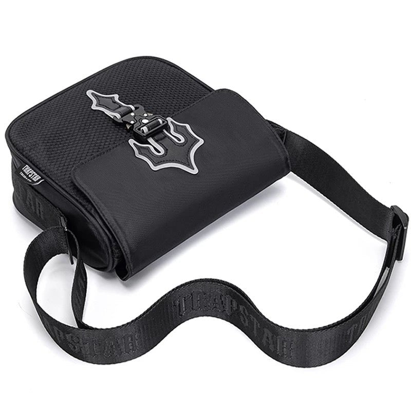 Trapstar Reflektierende Irongate Umhängetasche Schwarz – Stilvolle Streetwear Bag