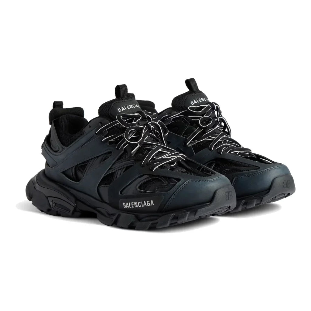 Balenciaga Track Black: Trendige Lederfreie Sneaker mit Dynamischer Sohle und Worn-In-Look